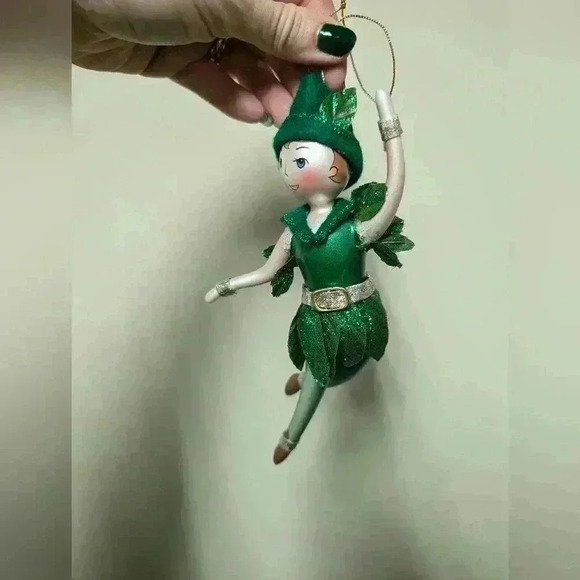 Peter Pan Christmas  ornament - Picture 2 of 6